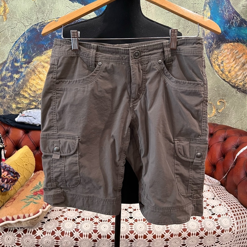 Kuhl Gray Cargo Shorts Durable and Relaxed Fit